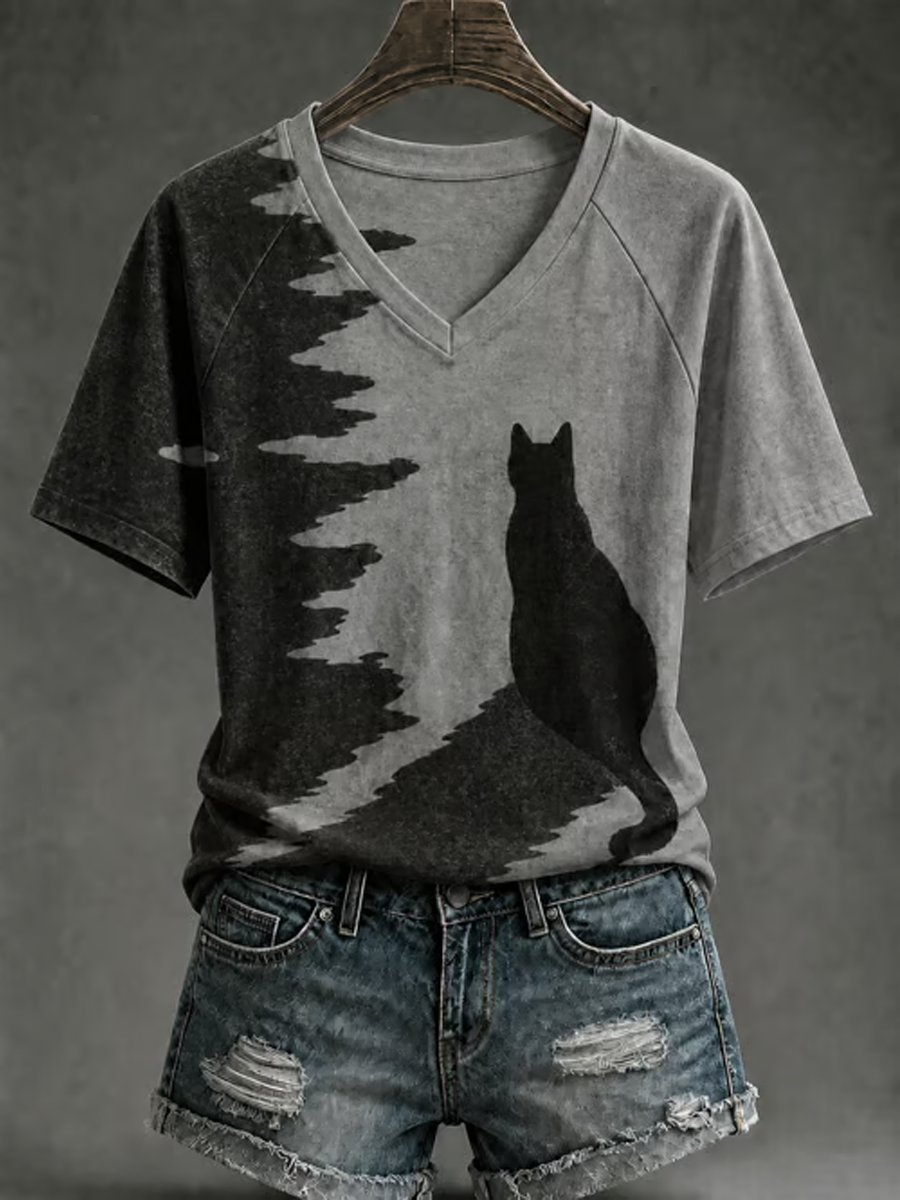 Women's Cute cat print V-neck off-shoulder short-sleeved T-shirt
