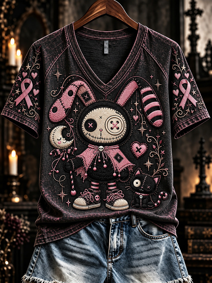 Women's Vintage Pink Patchwork Rabbit Doll with Black Cat Print V-neck Short-sleeved T-shirt